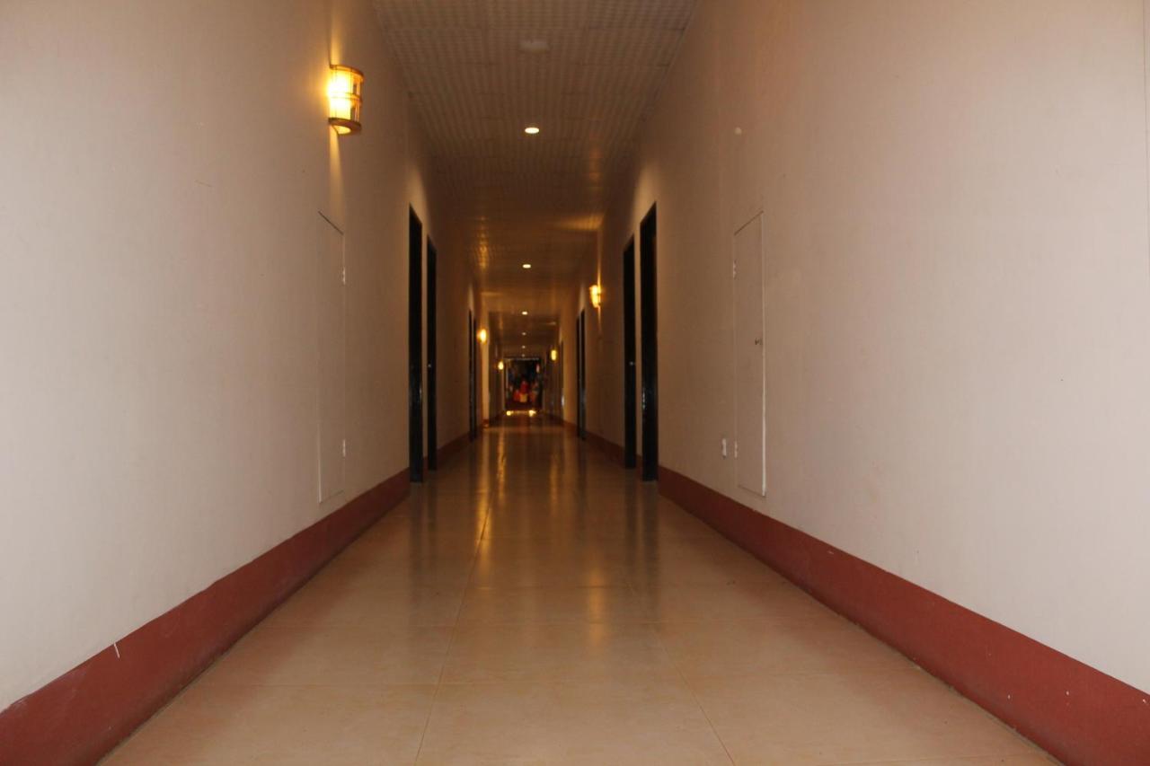 Law Ka Thit Sar Hotel New Bagan Buitenkant foto